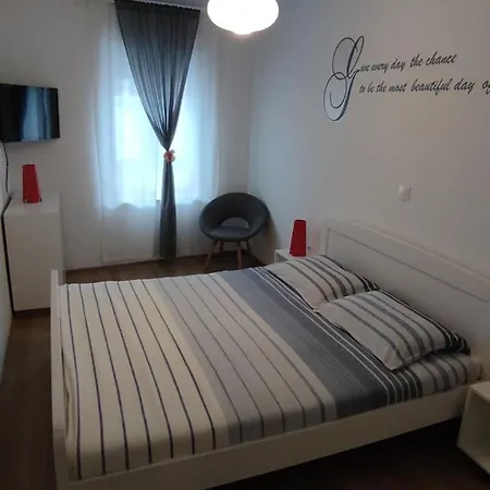 Appartamento Apartment Dana Pola